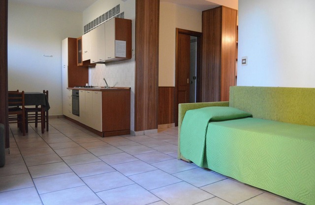 Homerez - Apartment in Reggio Calabria, parking incl.