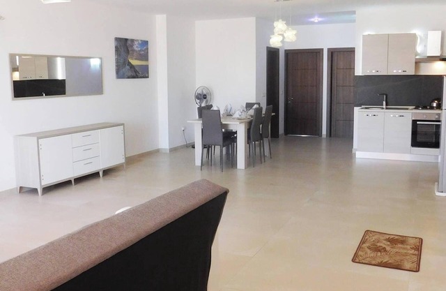 Homerez - Wohnung in Għajnsielem