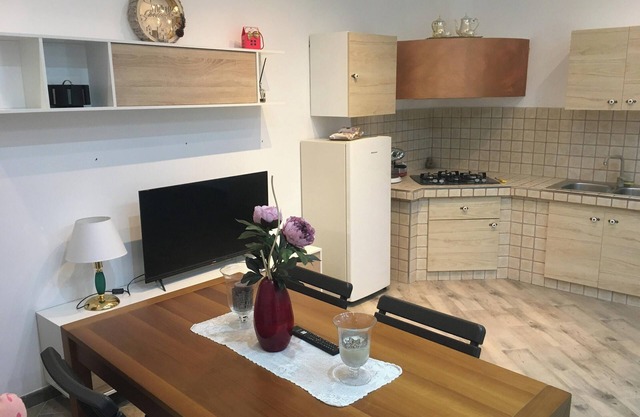 Homerez - Moderne Wohnung mit Seeblick in Carpino – 100 m²