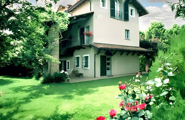 Homerez - Wohnung in Carrù, privater Parkplatz