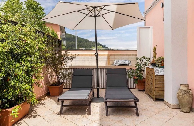 Homerez - Apartment in La Spezia