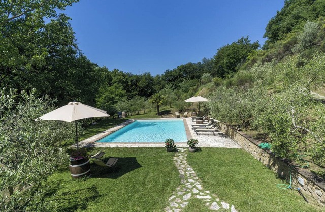 Homerez - Apartment in Montepulciano