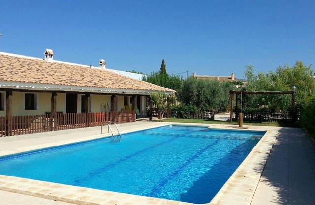 Homerez - Wohnung für 4 Pers. mit Zugang zum Pool und jacuzzi in Noguericas