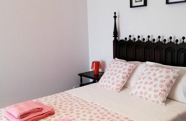 Homerez - Beautiful appartement for 4 ppl. with terrace and balcony at Eiriz