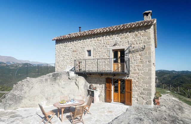 Homerez - Große Hütte für 10 Pers. mit jacuzzi, Terrasse und Balkon in Meschia