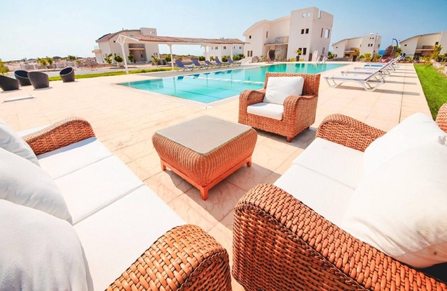 Homerez - Villa für 10 Pers. mit Zugang zum Pool und Garten in Ayios Nikolaos