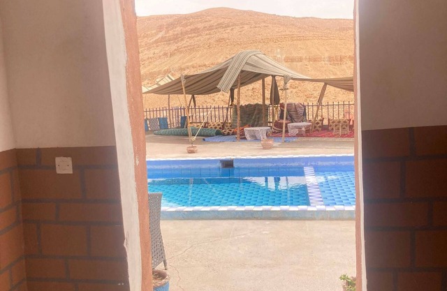 Homerez - Große Villa für 16 Pers. mit Schwimmbad und Garten in Aït Ben Haddou