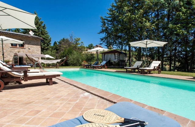 Homerez - Große Villa für 26 Pers. mit Schwimmbad in Loc. Ramazzano, Perugia