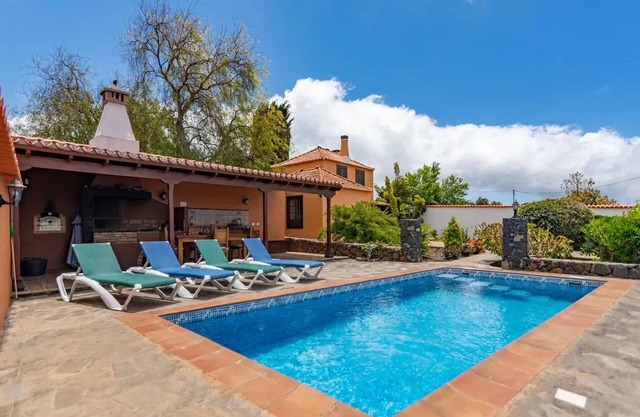 Homerez - Charmante Villa mit Meerblick in Puntagorda