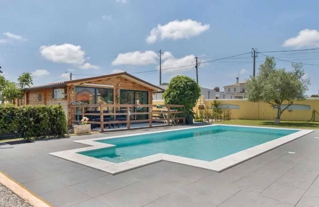 Homerez - Komfortables Haus in Ponte de Vagos, Garten