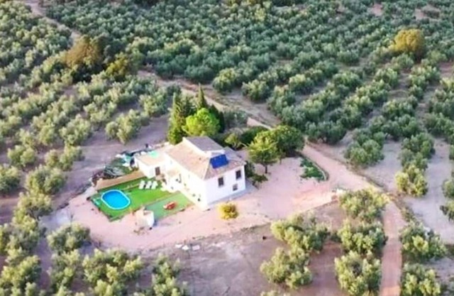 Homerez - Big villa for 10 ppl. with swimming-pool at Villanueva del Trabuco