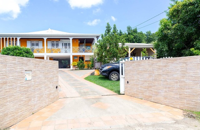 Homerez - Wohnung Le Marin, privater Garten.