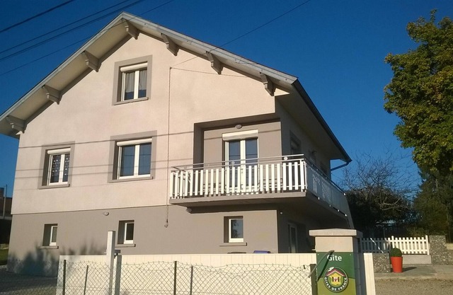 Homerez - Haus 11 km vom Strand entfernt für 9 Pers. mit Spa in Poids-de-Fiole