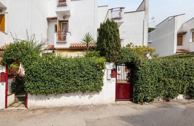 Homerez - Haus 800 m vom Strand entfernt für 8 Pers. mit Garten in Sabaudia