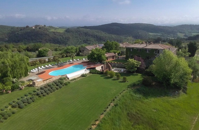 Homerez - Haus in Murlo mit Pool