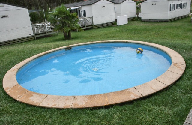 Homerez - House in Pataias, shared pool