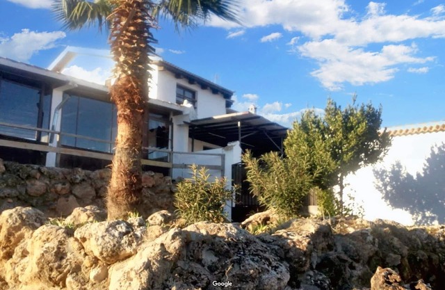 Homerez - Luxuriöse Villa in Loja mit privatem Pool