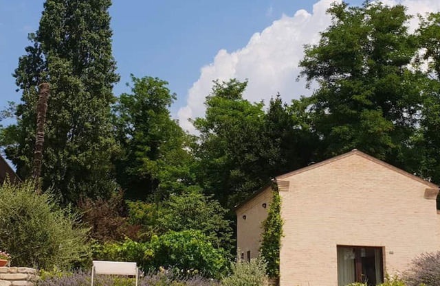 Homerez - Nettes Studio für 3 Pers. mit Zugang zum Pool in Montalto delle Marche