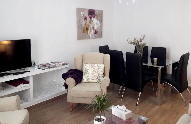 Homerez - Hübsche Wohnung für 6 Pers. mit Terrasse und Balkon in Antequera