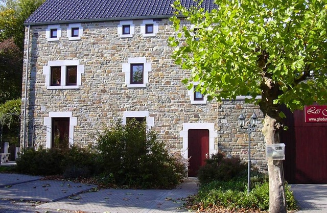 Homerez - Hübsche Wohnung für 3 Pers. mit Garten in Aubel