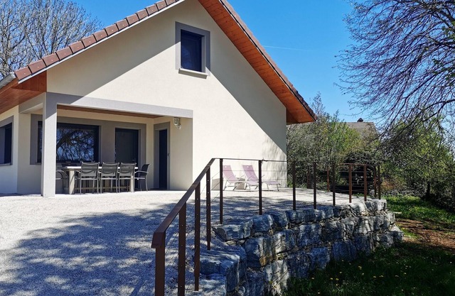 Homerez - Haus 17 km vom Strand entfernt für 8 Pers. mit Terrasse in Le Fied
