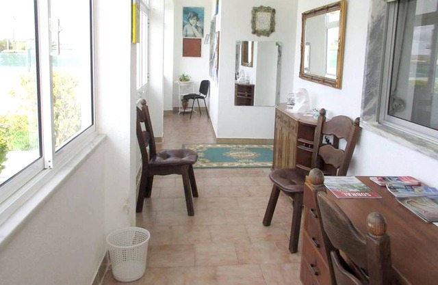 Homerez - House for 6 ppl. with garden and terrace at Sobral de Monte Agraço