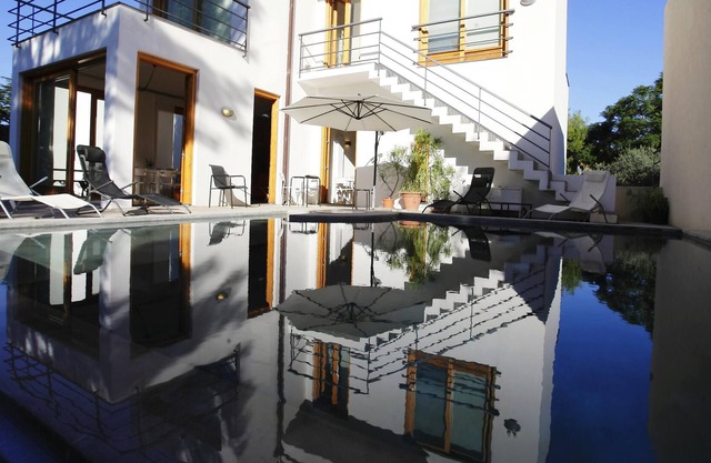 Homerez - Studio 1 km away from the beach for 3 ppl. with shared pool and garden