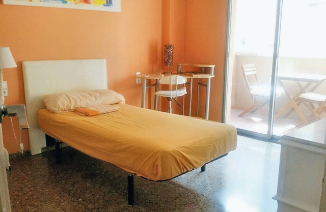 Homerez - Geräumiges Apartment mit Garten in Valencia