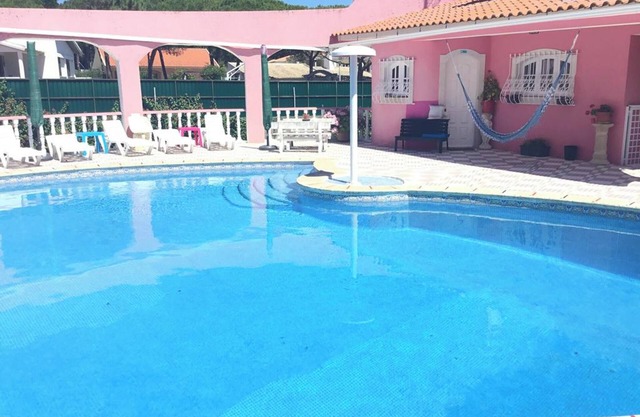 Homerez - Geräumige Wohnung in Sintra 120 m² + Pool