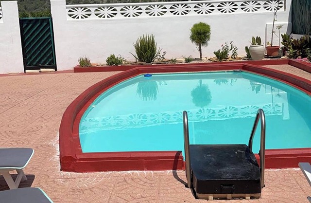 Homerez - Geräumige Villa mit Pool in Valencia 300m² ideal für 6 Gäste