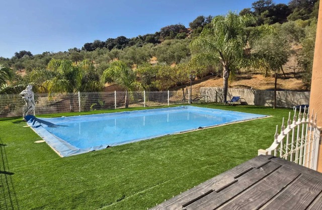 Homerez - Geräumige Villa mit Pool in Pruna