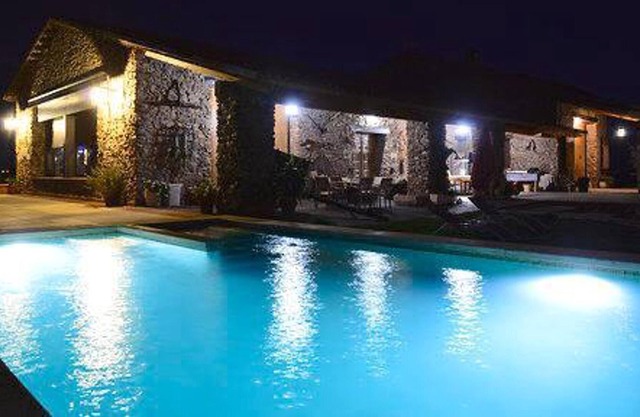 Homerez - Große Villa für 10 Pers. mit Schwimmbad und Garten in Fernán Caballero