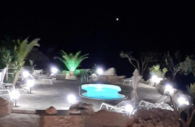 Homerez - Villa 6 km away from the beach with swimming-pool, jacuzzi and garden
