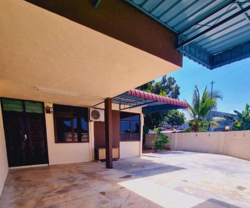 HomeStay with Serene Surrounding