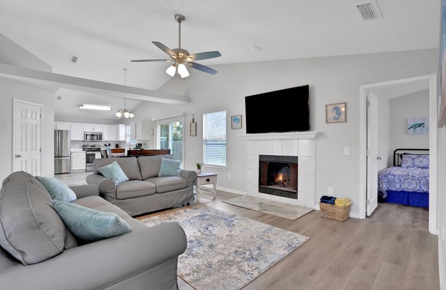 Homey 3/2, near Fleming Island