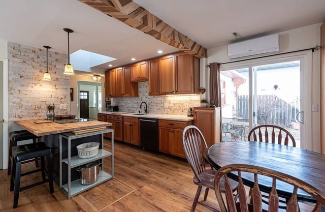 Homey Retreat in Historic Old Town Lafayette