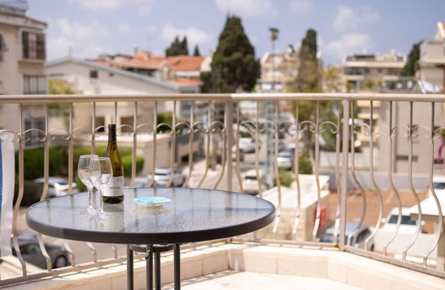 Homey Serenity Kiryat Haim Apartment by Sea N Rent
