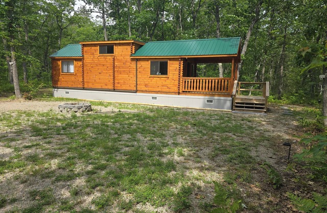Honey Bee Farms Secluded Cabin Near Lake Huron