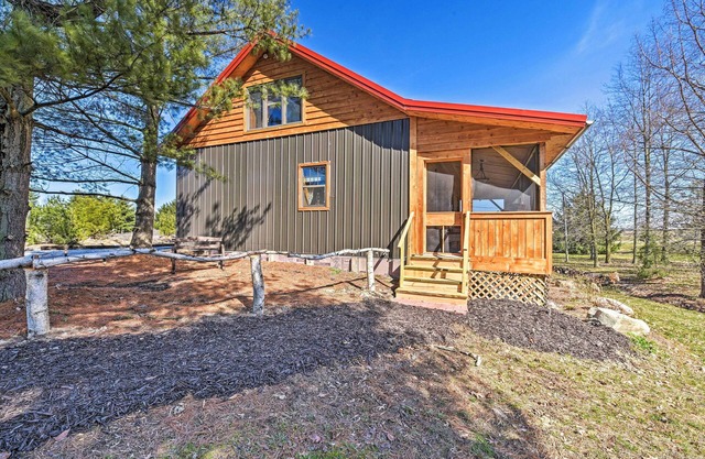 NEU! Charmante Napanee-Hütte: Ein Rückzugsort auf dem Land