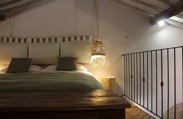 Honeymoon Room