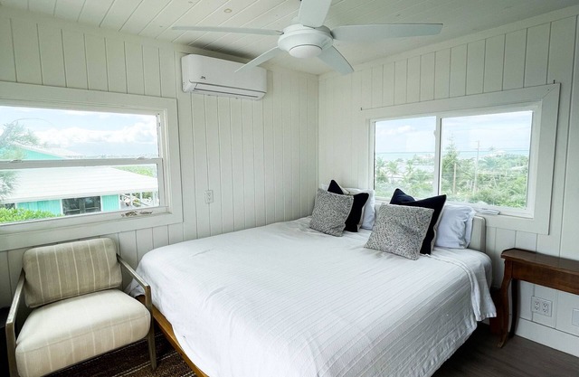 Honeymoon Suite
