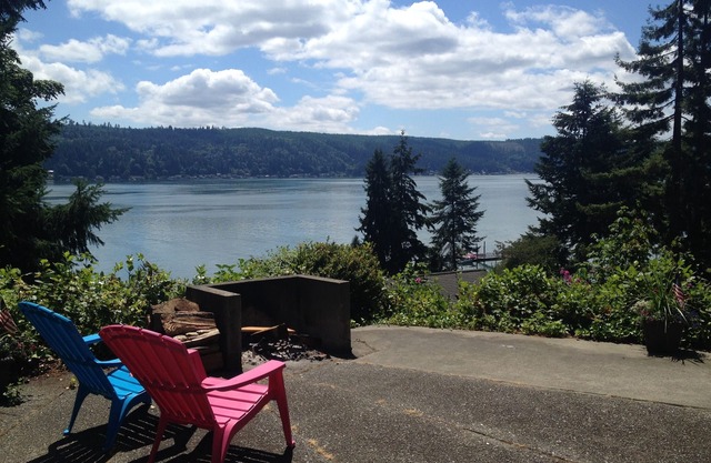 Hood Canal Beach House ~ What a View !!!