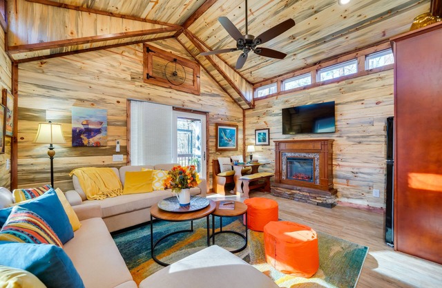 Hook, Line & Sinker Retreat w/ Fire Pit!