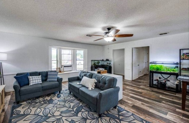 Horse & Pet Friendly Guesthouse Retreat w/ Pool