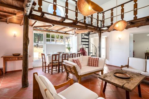 Hortas de Baixo - Rustic Retreat