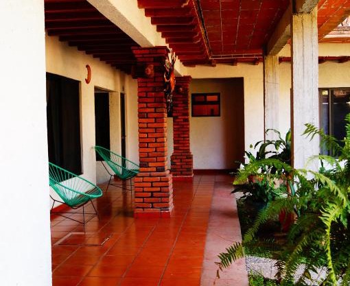 Hospedaje La Hoja