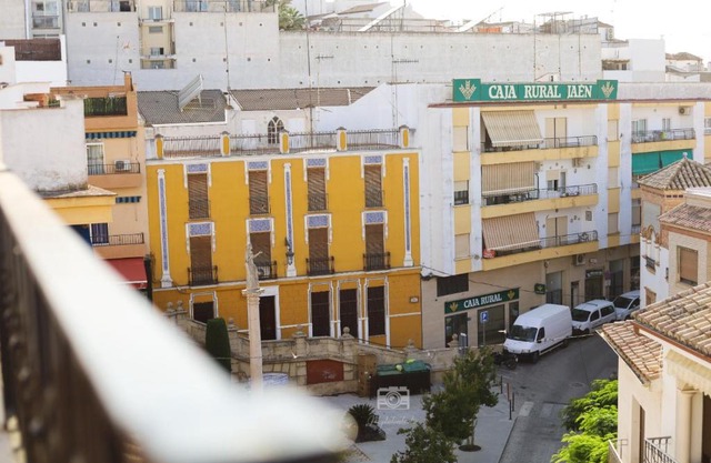 Hospedium DLJ Arjona Centro II