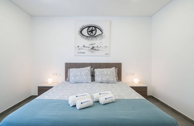 Host Wise Arvore - Double Room | Beachfront and Pool