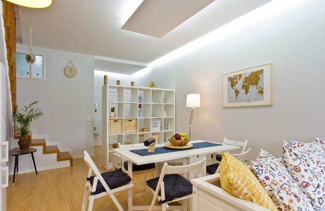 Fresh Bright Duplex | Ace Location von Host Wise