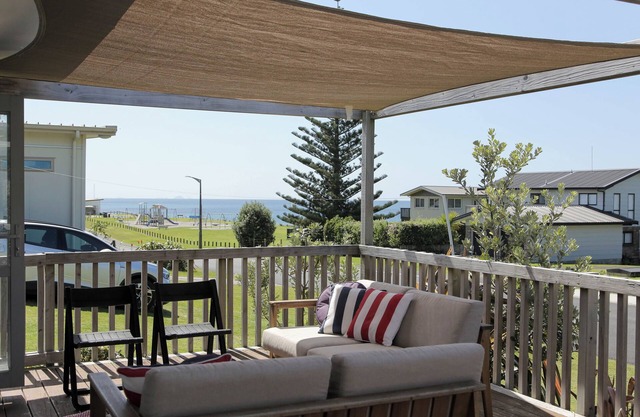 Hosts on the Coast Tiki Retreat